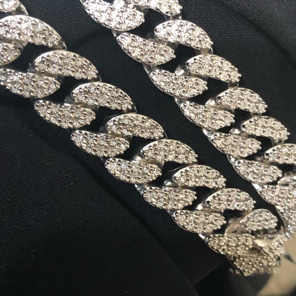 COPY - Men’s real diamond Miami Cuban link chain.… - Picture 7 of 9